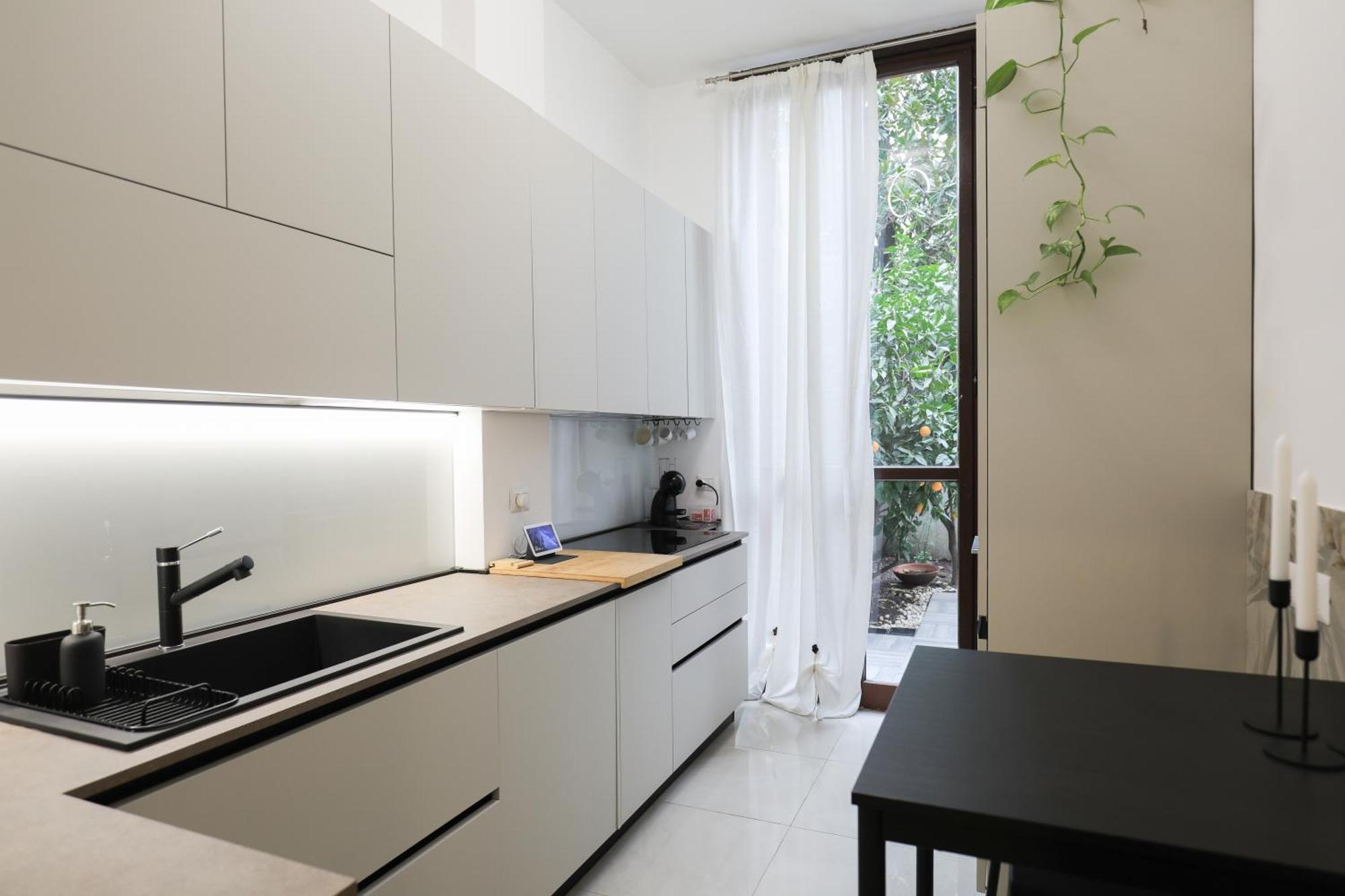 Giardino Terrazzo Privato Bilocale Moderno Vicino Metropolitana Comodo Per Niguarda E Centro Милан Экстерьер фото
